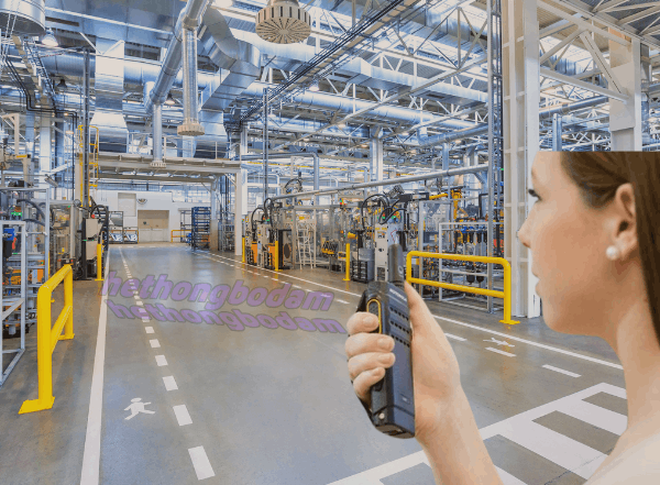 Sản phẩm bộ đàm Motorola SL1M / SL2M chuyên dùng cho các lĩnh vực: khách sạn - resort, nhà máy